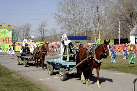 Концертная шоу-программа, посвященная празднику Наурыз 2008, ипподром