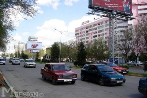 Бульвар Д.Кунаева, угол Тауке-хана