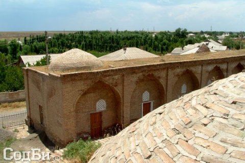 Памятник архитектуры, Байдибекский район Южного Казахстана