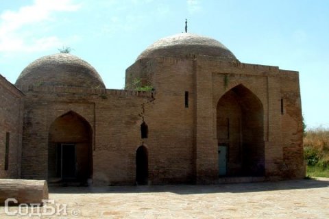 Памятник архитектуры, Казыгуртский район Южного Казахстана