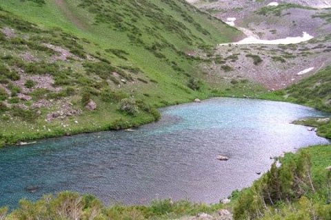 Горное озеро, Сайрам-Угамский Национальный парк