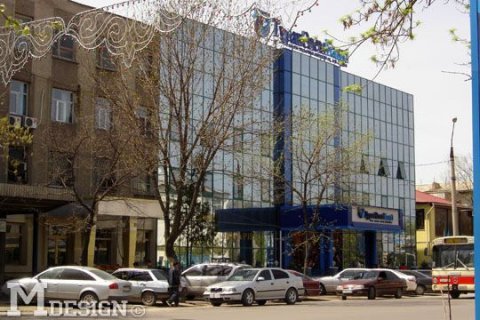 Банк Туран Алем, проспект Тауке хана, угол ул.Ташенова
