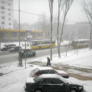 В Шымкенте у пенсионерки за долги по несуществующему отоплению арестовали пенсионный счет