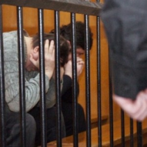 В Шымкенте двоих полицейских осудили за изнасилование