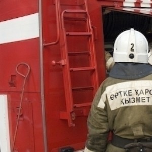 В Шымкенте горело здание отдела архитектуры и градостроительства