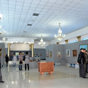 В Шымкенте проходит выставка, посвященная женщинам