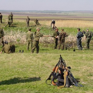 У выпускников шымкентских школ начались военно-полевые сборы