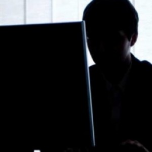В Шымкенте опасный рецидивист знакомился с женщинами в Интернете ради ограбления