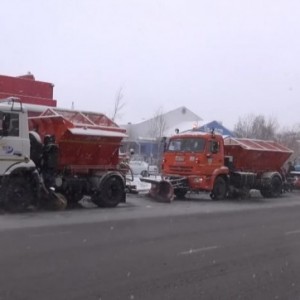 Снегопад стал первым экзаменом для коммунальных служб города